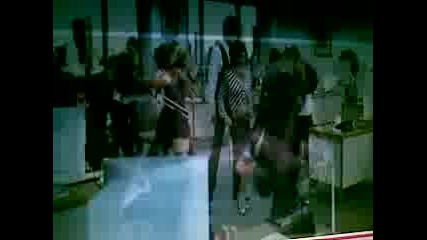 Britney Spears - Womanizer.mp4