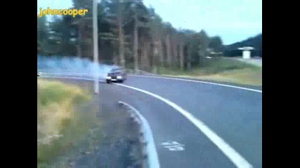 Не Го Правете По Улиците - Опасно Е !!!!