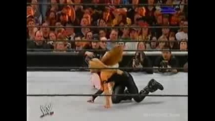 Mickie James Vs. Trish - Подбрани Моменти