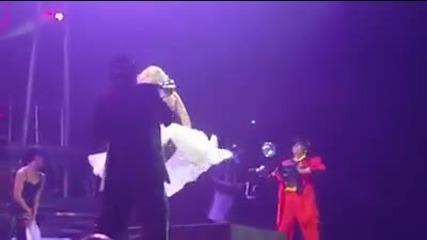 На живо: Britney Spears - If U Seek Amy - Femme Fatale Tour