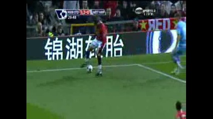 Berbatov assist for Ronaldos goal vs West Ham.avi
