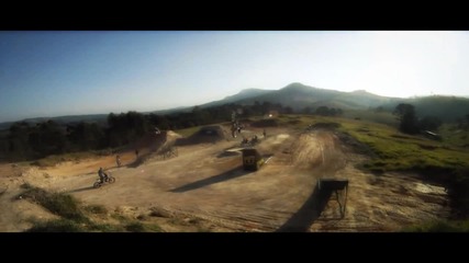 Motocross Freestyle and Mountain Bike Downhill Gopro Hd