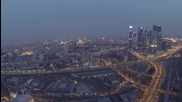 Вечерен полед над новостроящия се комплекс от небостъргачи Москва-сити