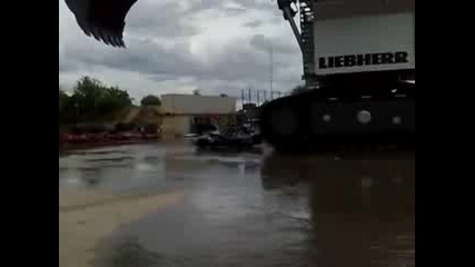 Ето как не трябва да си миете колата