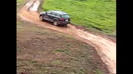 Audi Q7 Offroad 2