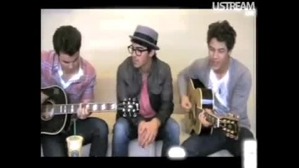 Jonas Brothers - L A baby [acoustic during live chat on 13.05.2010]
