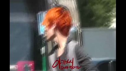 110818 teen top l.joe - car meeting