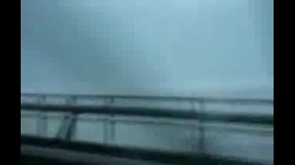 Ураган обърна камион в движение - На Живо 