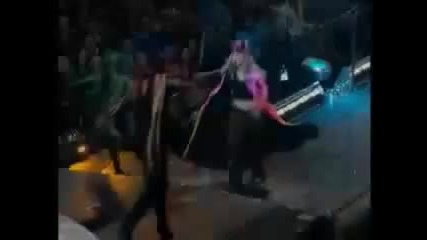 Britney Spears - Dream Within A Dream Tour - Stronger 