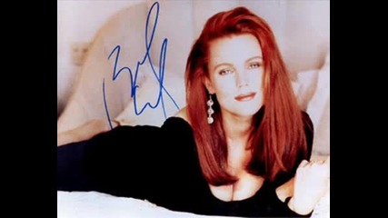 Belinda Carlisle - Loneliness Game