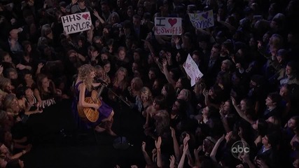 Taylor Swift - Fifteen (live at country music association awards 2009) ( H Q ) 