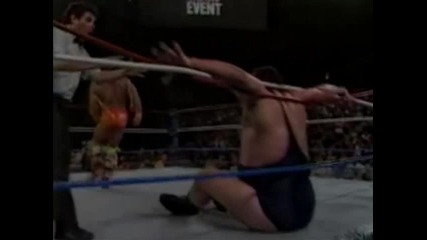 Ultimate Warrior - Clothesline