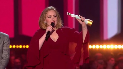 Adele спечели наградата за Най-добър британски изпълнител (2016)