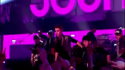 На живо! Justin Bieber - Baby ( 10.12.2o11 )