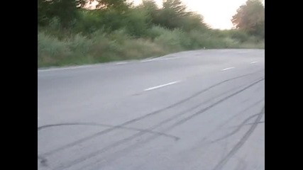 Moto Stunt in Lom 