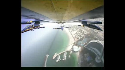 Breitling over Dubai.wmv