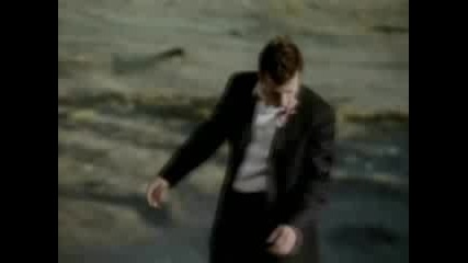 Boulevard Of Broken Dreams Music Video By