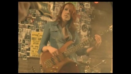 Antigone Rising-don't Look Back(hq)