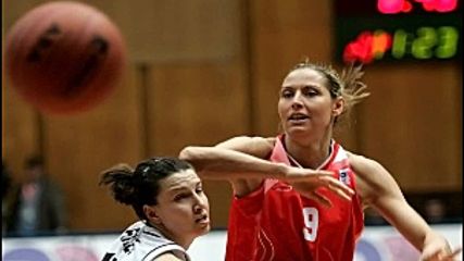 Елена Йоловска: В такива моменти човек се чувства жив