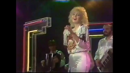 Lepa Brena - Zakuni se