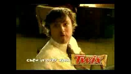 Twix - Подигравка С Шефа
