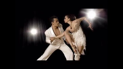 Ricky Martin - Livin La Vida Loca превод 