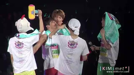 Jongkey real kiss
