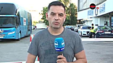 Ники Митов остава наставник на Левски