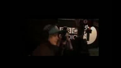Justin Bieber Rapping - Bbc Studio Live version