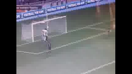 страхотен гол с глава на fifa 2011 