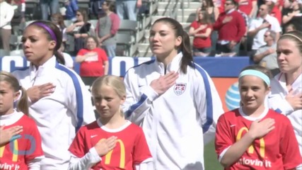 Kobe Bryant and Family Support Hope Solo