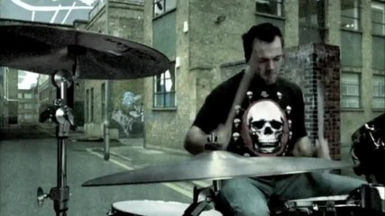 Feeder - Feeling A Moment