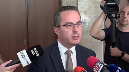 След предупреждението на ЕК за свръхдефицит: Опозицията призова за спешни финансови реформи
