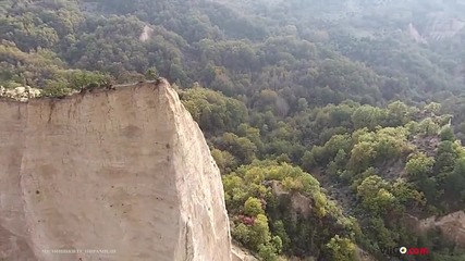 Мелнишките пирамиди от птичи поглед