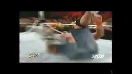 Джон Сина е нападнат от Nxt - Рокитата [monday Night Raw 7/6/10]