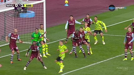 West Ham United vs. Arsenal - 1st Half Highlights