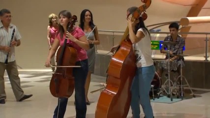 Flash Mob, Classic Fm Orchestra, Sofia, Bulgaria .mpg