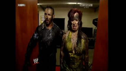 Vickie Guerrero and Edge се карат