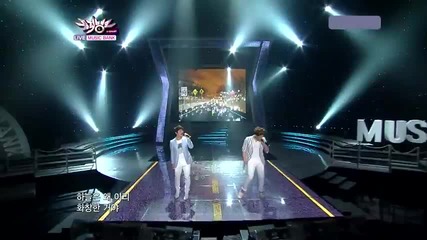 Homme - Man Should Laugh ~ Music Bank (29.07.11)