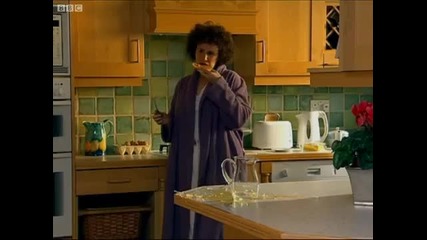 Frightened Woman and the toaster! - Catherine Tate - Bbc 