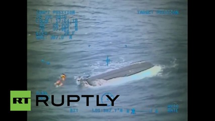 USA: Rescue helicopter finds capsized boat in search for missing 14-year-old boys