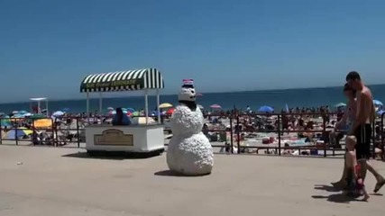 Снежен човек плаши хората