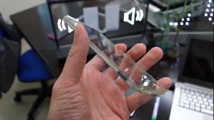 Първият прозрачен смартфон се прави в Тайван