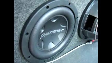 Pioneer Subwoofer