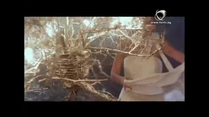 Sofi Marinova - Boleduvam Official Video 