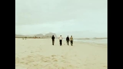 U2 - Walk On