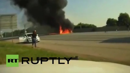 Полицейска камера записва катастрофа на самолет близо до Атланта