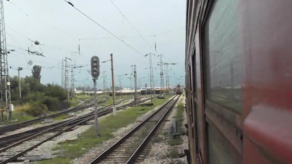 Кпв20206 от Мездра се разминава с Пв20105 за Мездра на Гара Илиянци