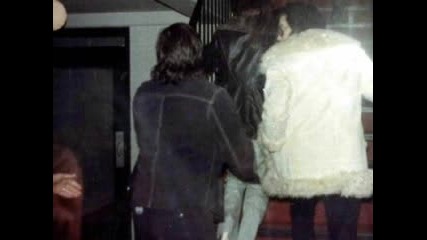 Elvis Presley - There Goes My Everything.flv