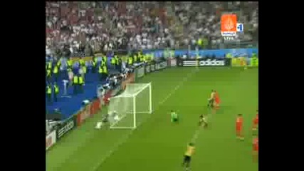 Euro 2008 - Русия - Испания 0:3 Голът На Шави